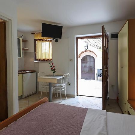 Casa Di Nives Krk Town Exterior foto