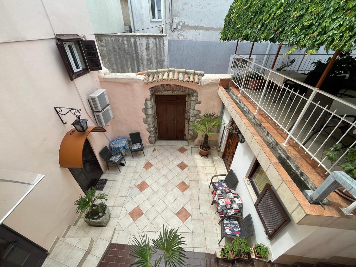 Casa Di Nives Krk Town Exterior foto