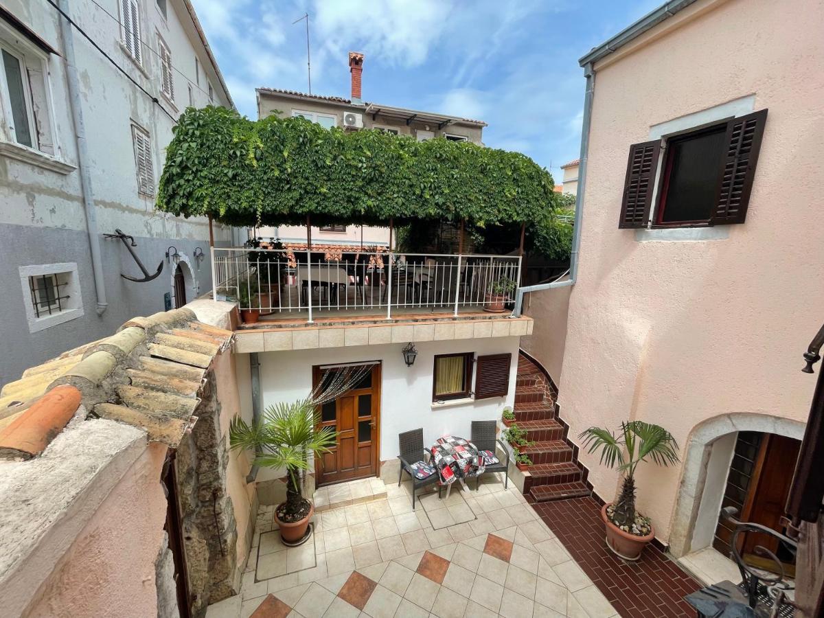 Casa Di Nives Krk Town Exterior foto